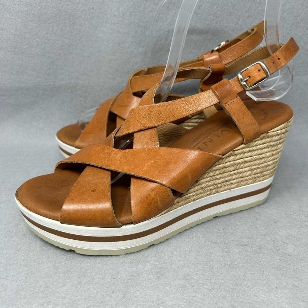 Servent Tan leather Espidrille Wedge Sandals, Women’s Size 38, Made In Spain.